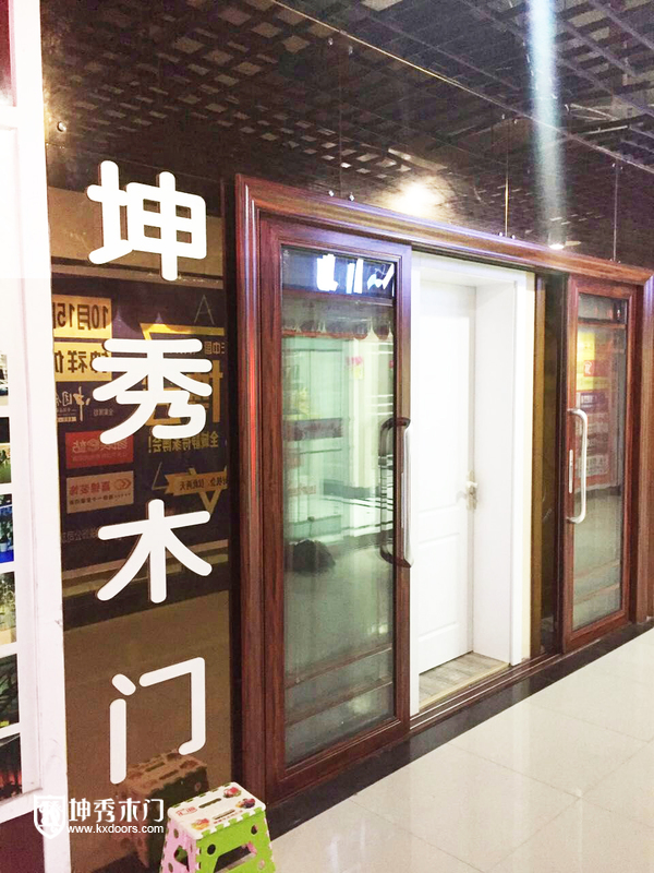 重庆LD乐动体育（中国）科技有限公司官网湖北钟祥陈总专卖店店面门头图